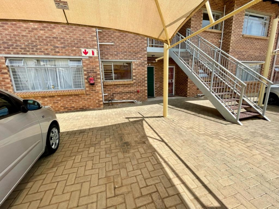 To Let 2 Bedroom Property for Rent in Pellissier Free State